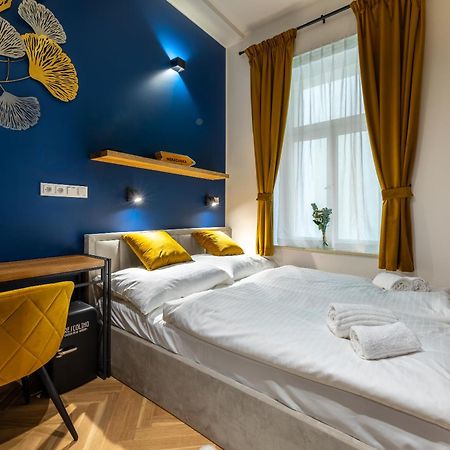 Modern Urban Room In The City Center Of Praha Eksteriør bilde