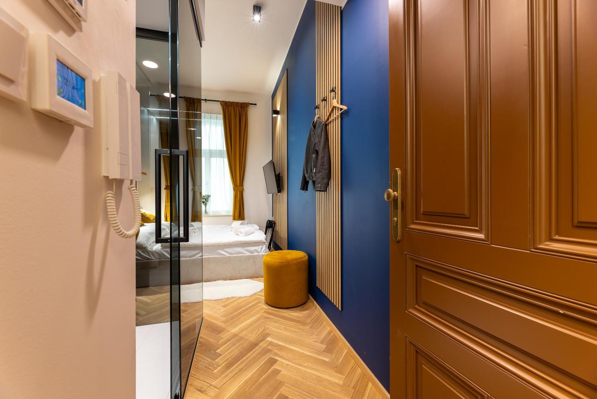 Modern Urban Room In The City Center Of Praha Eksteriør bilde